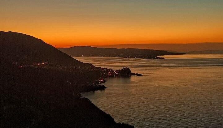 Anelli panoramici su<br>Monte Judice al tramonto