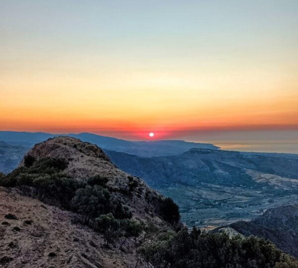 Monte Tre Pizzi al tramonto